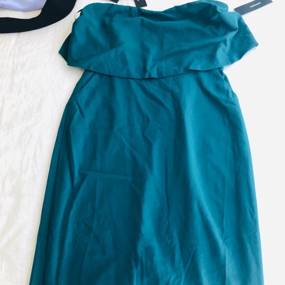 Lulu’s “lots of love” emerald green strapless - Picture 2 of 2